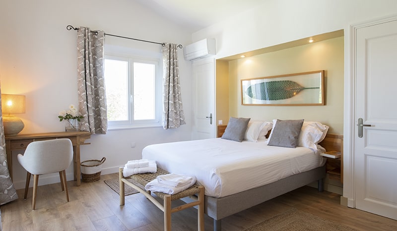 Villa Bauhinia chambre location St Tropez var